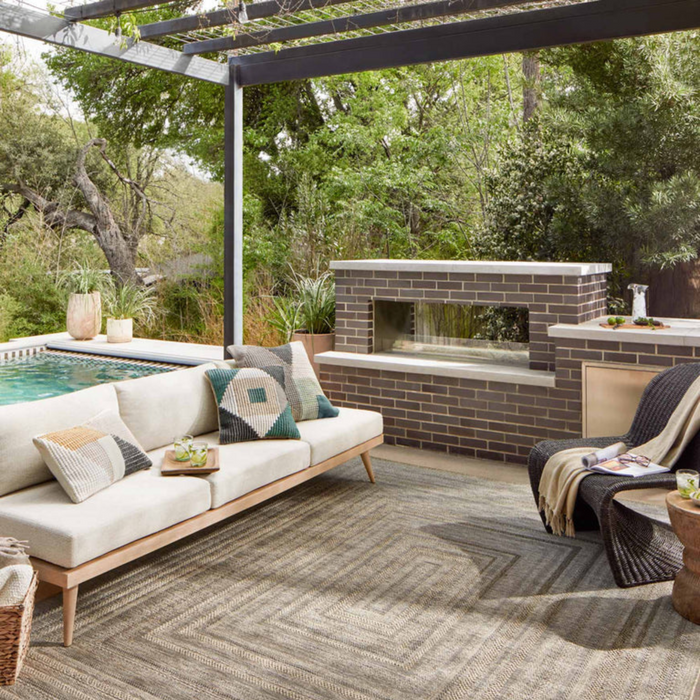 The Outdoor Guide – Your Space, Transformed