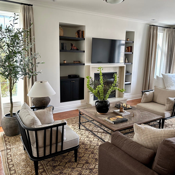 Julie St-Pierre x Union Lighting