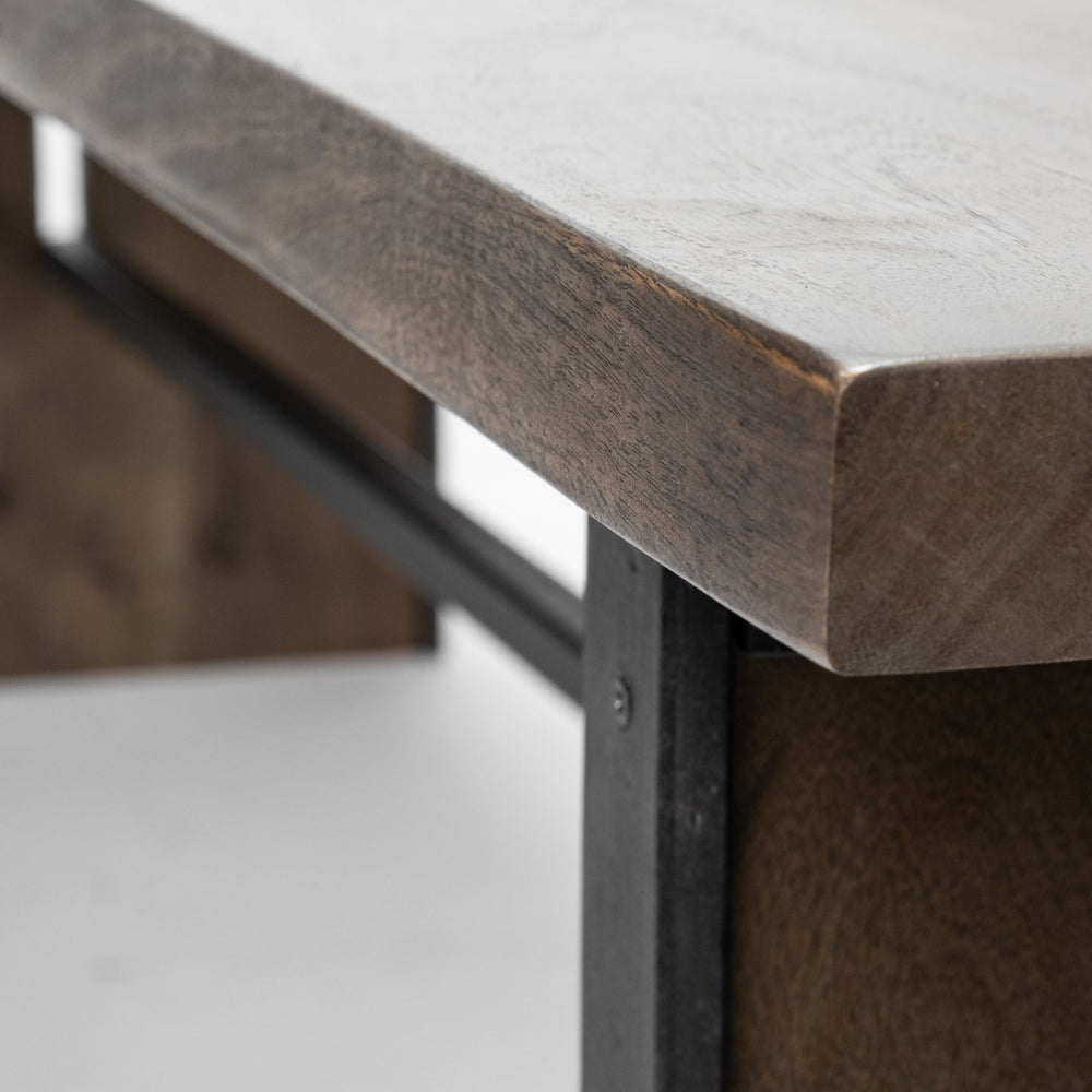 Ledger Bench