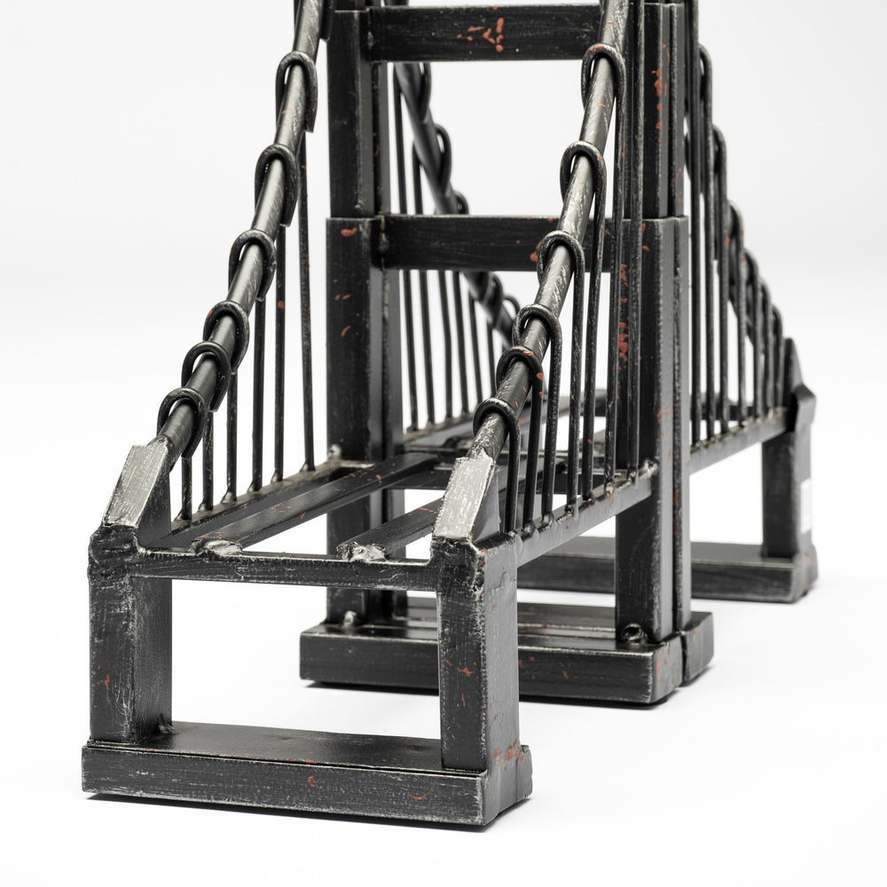Suspension Book End