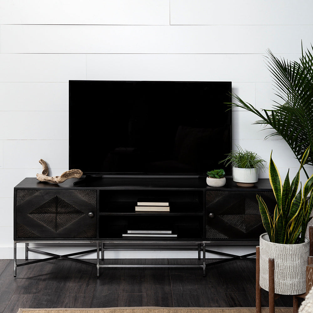 Hogarth Media Console