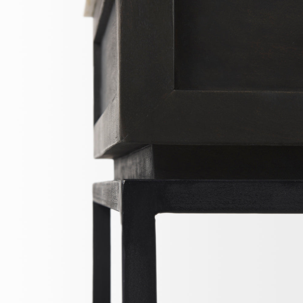 Divina End/Side Table