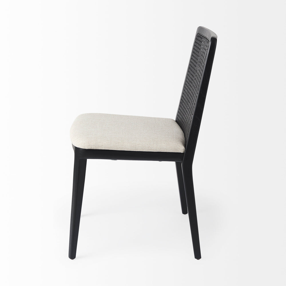 Chaise de salle à manger avec accoudoirs et dossier en rotin Clara