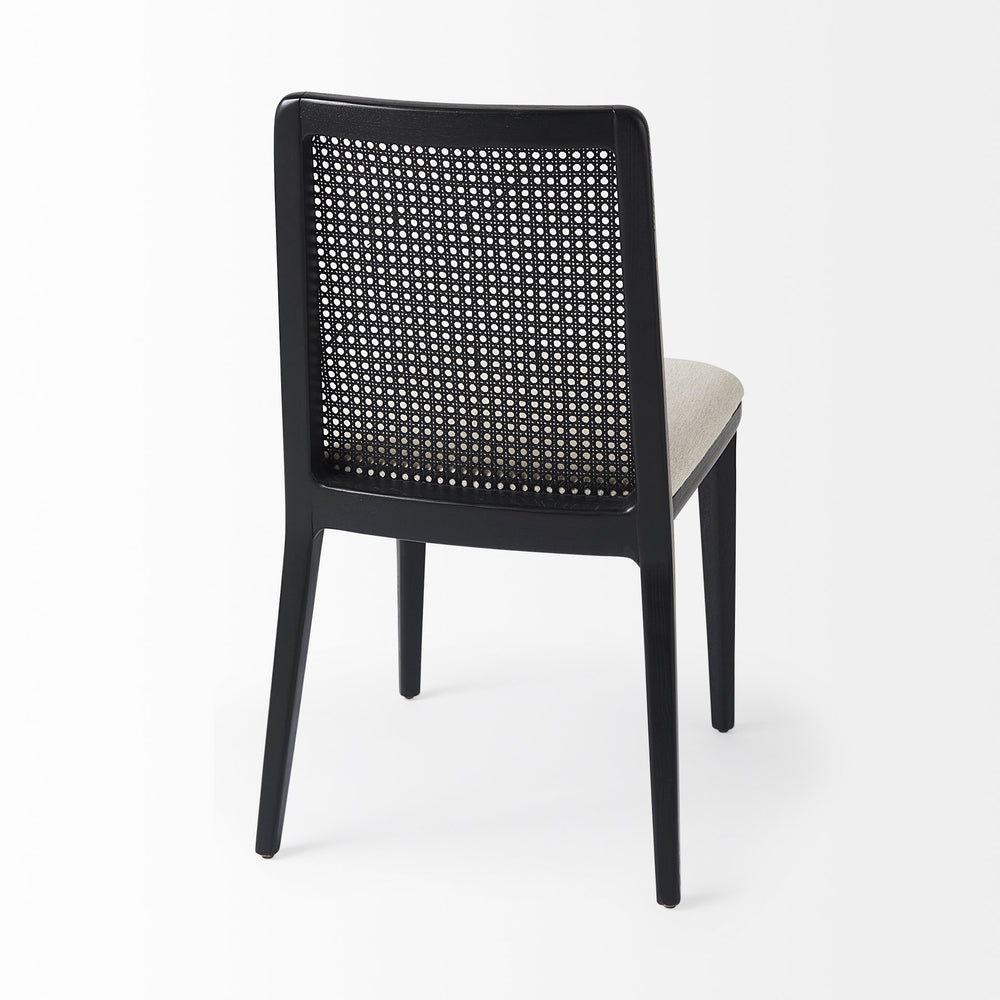 Chaise de salle à manger avec accoudoirs et dossier en rotin Clara