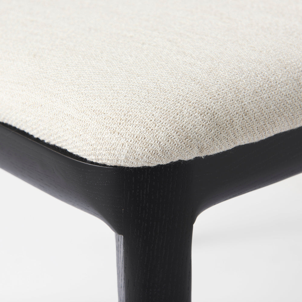 Chaise de salle à manger avec accoudoirs et dossier en rotin Clara