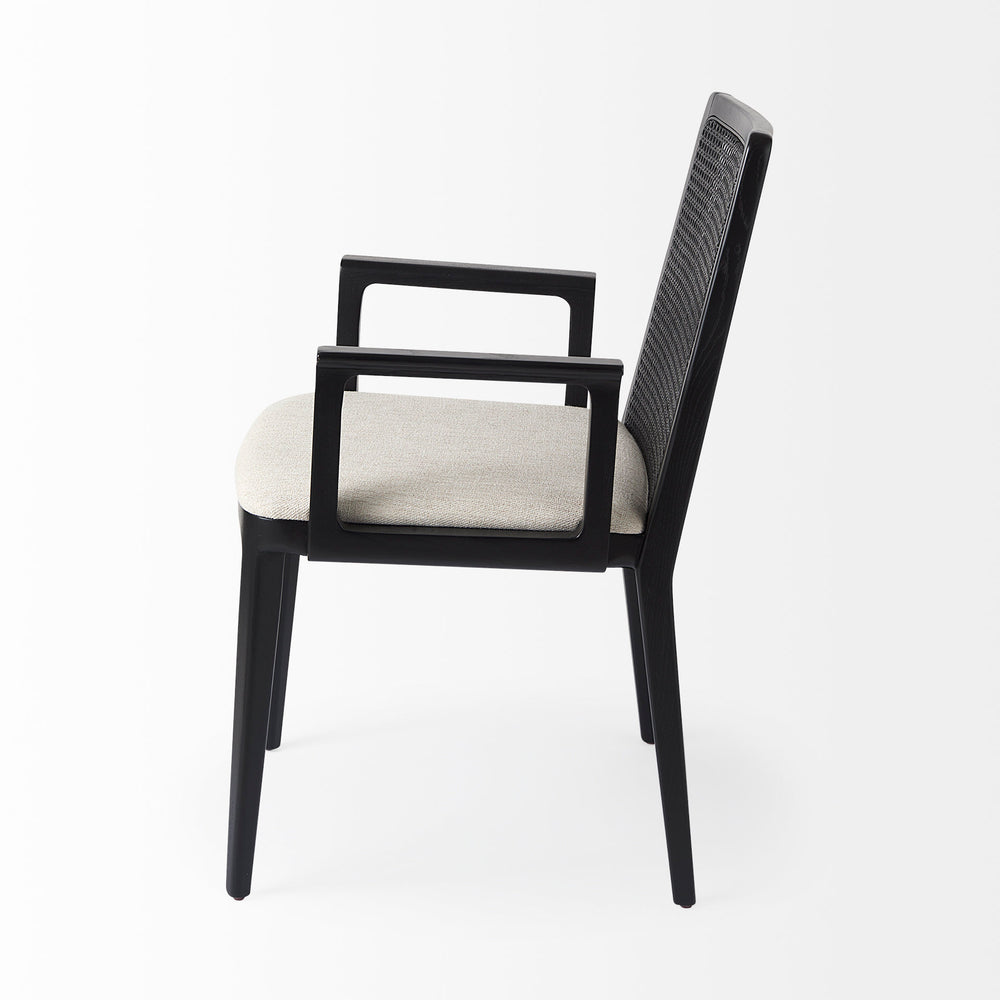 Chaise de salle à manger avec accoudoirs et dossier en rotin Clara