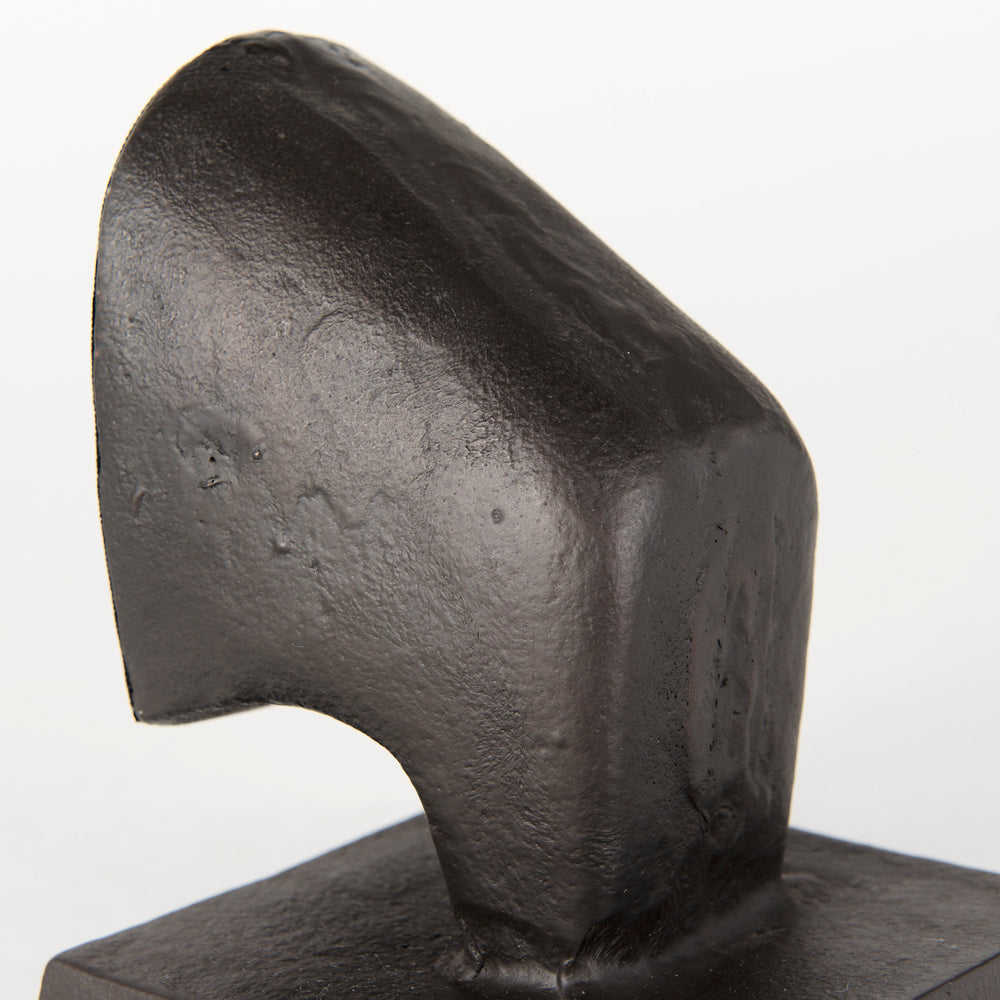 Tauro Book End