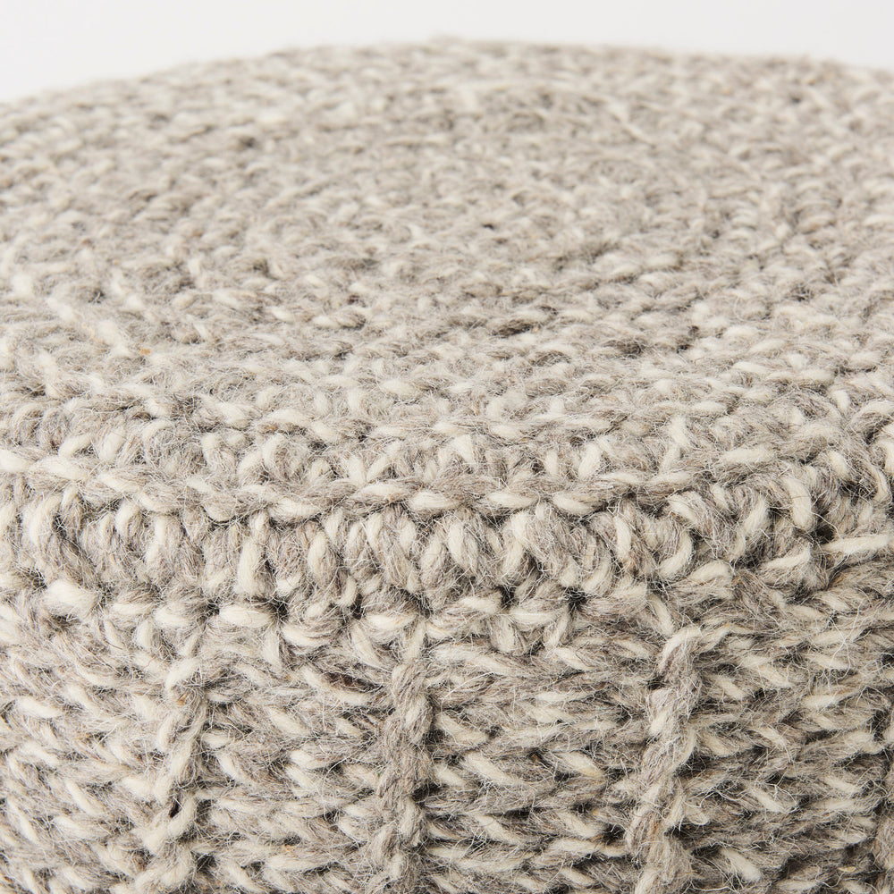 Bina Stool