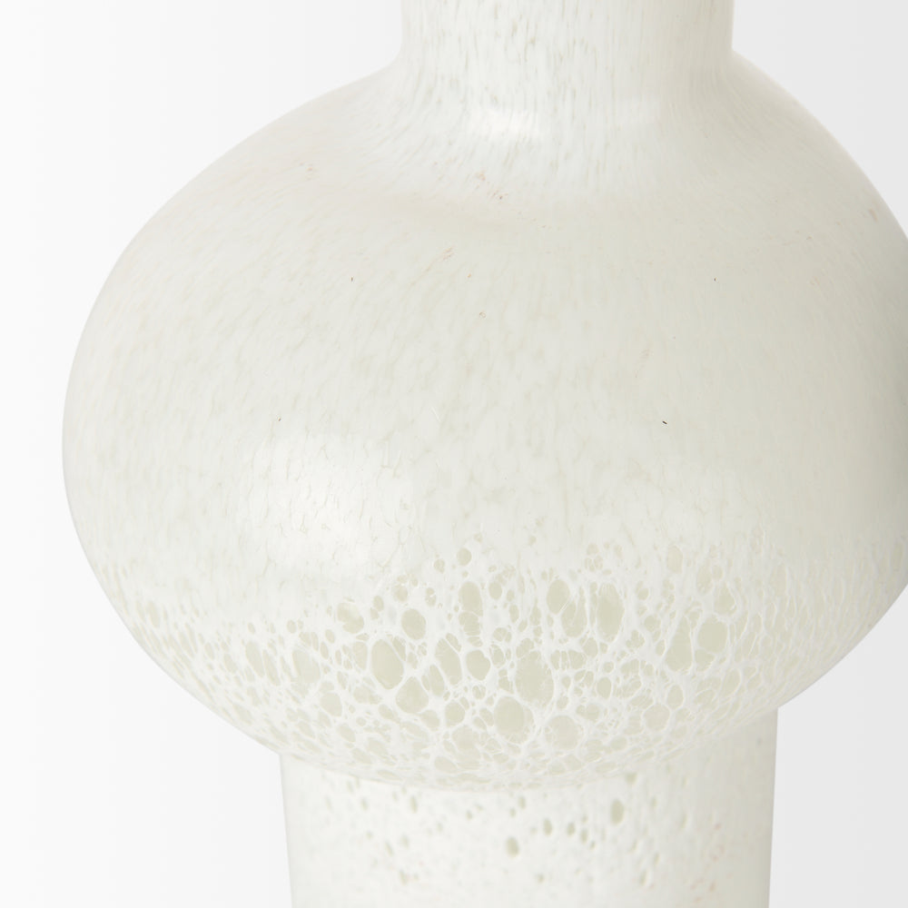 Heket Vase