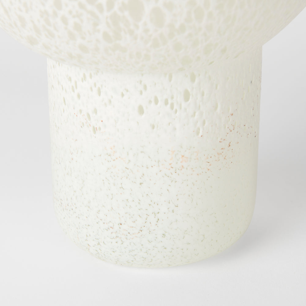 Heket Vase