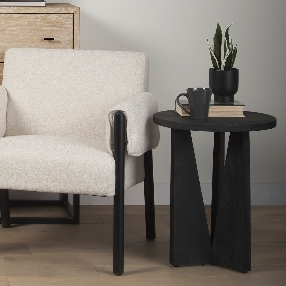 Mattius Accent Table