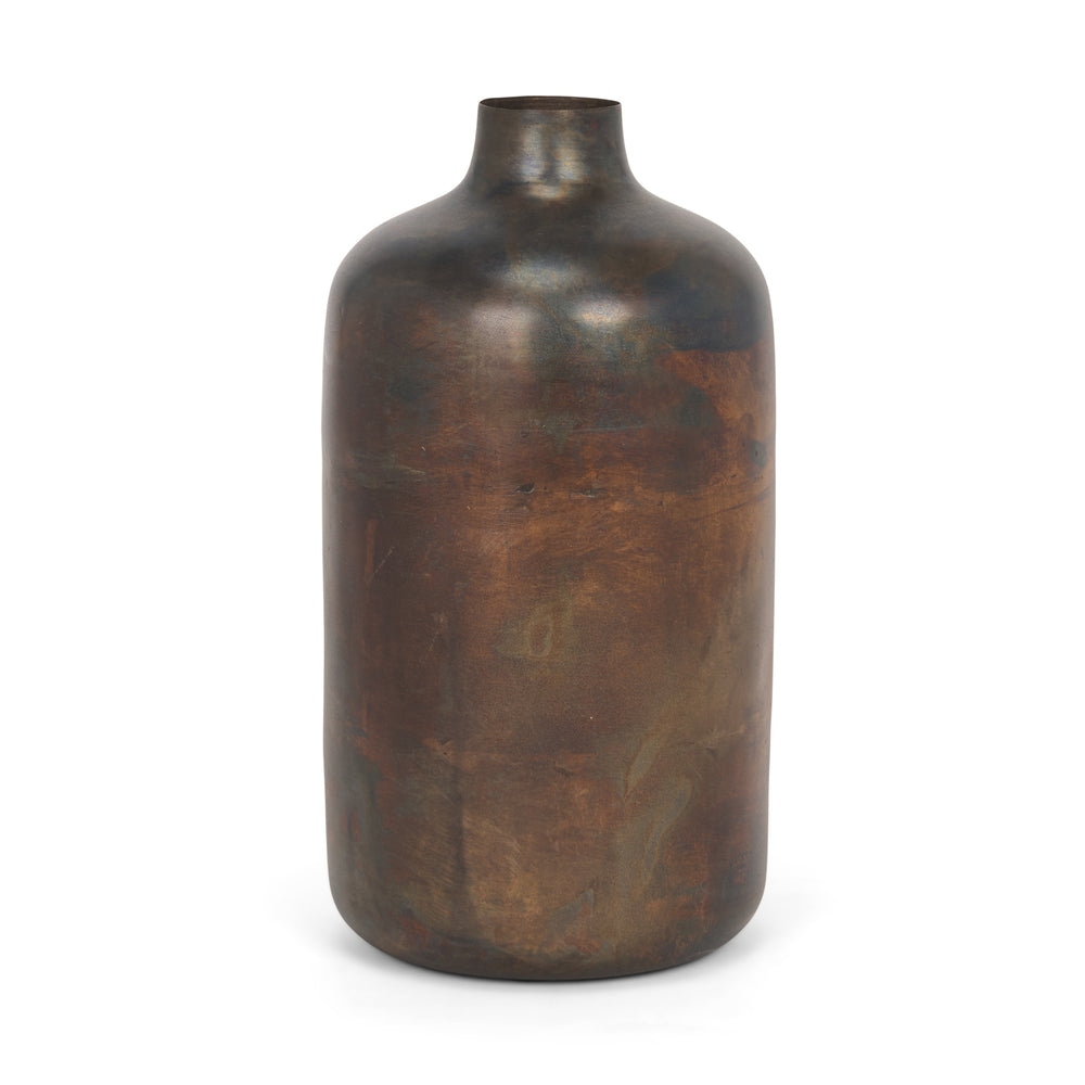 Daya Vase