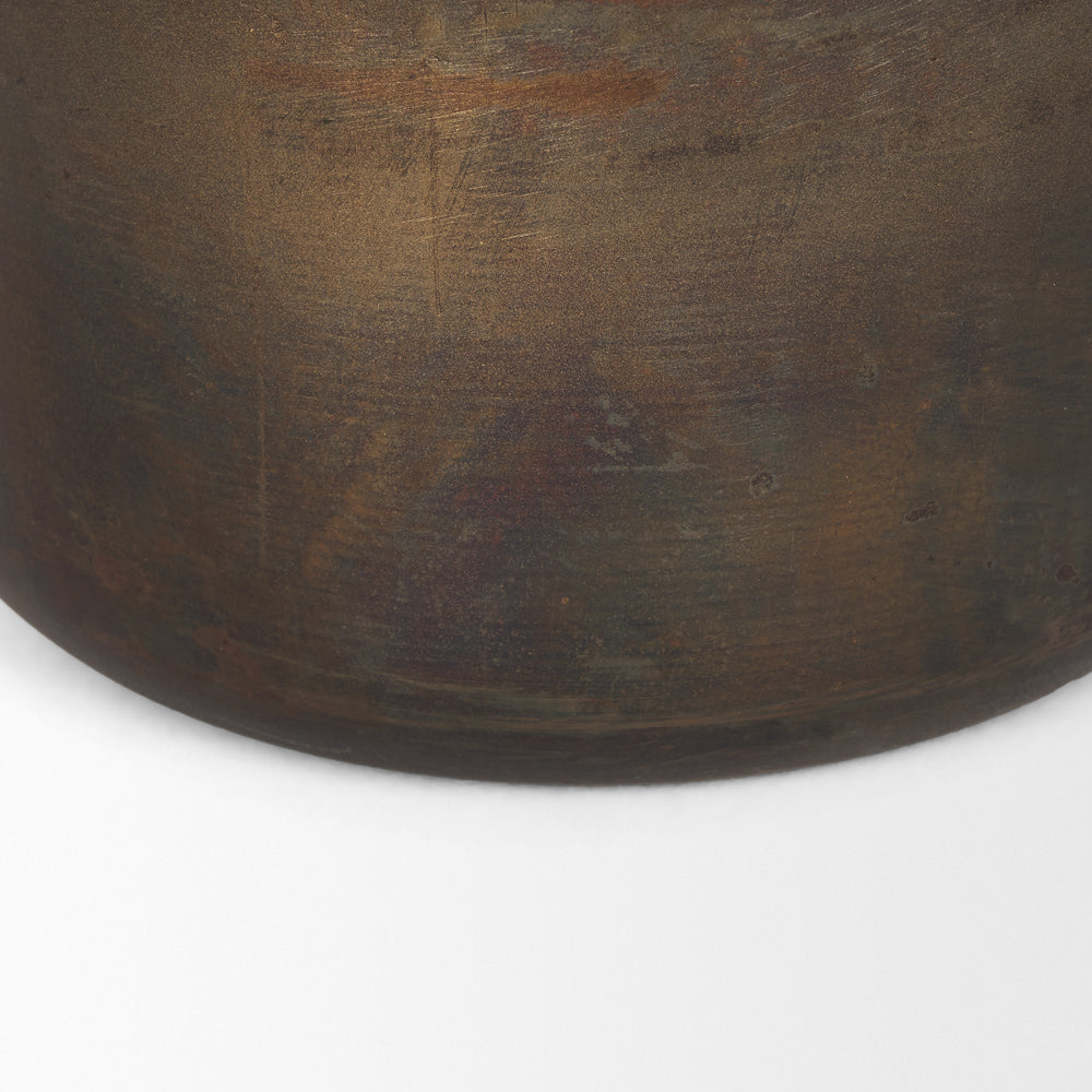Daya Vase