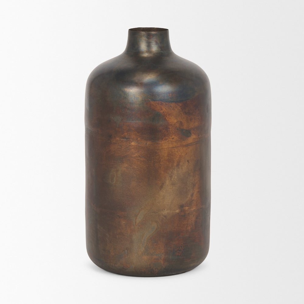 Daya Vase