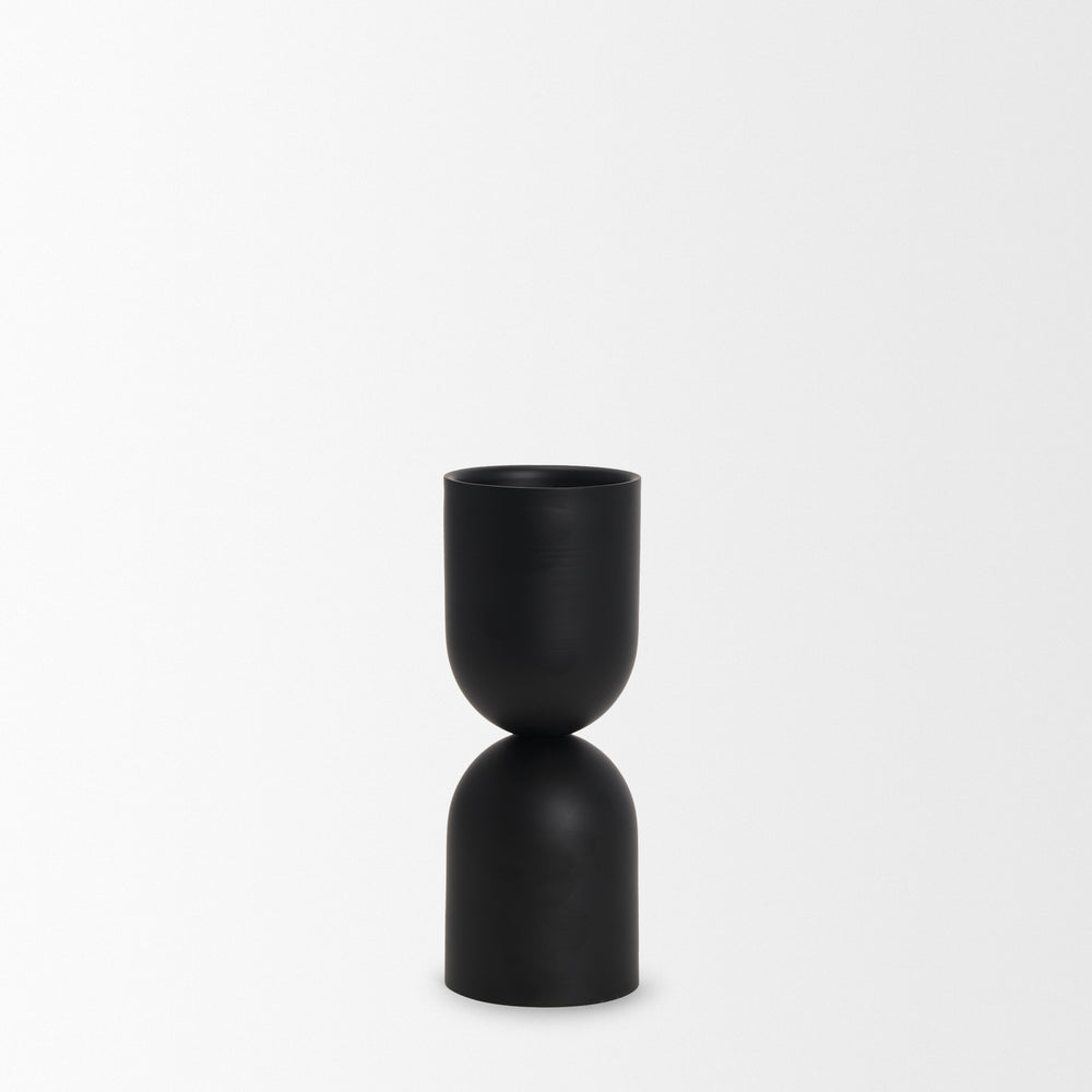 Qamra Black Candle Holder