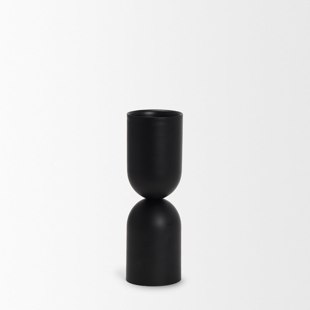 Qamra Black Candle Holder