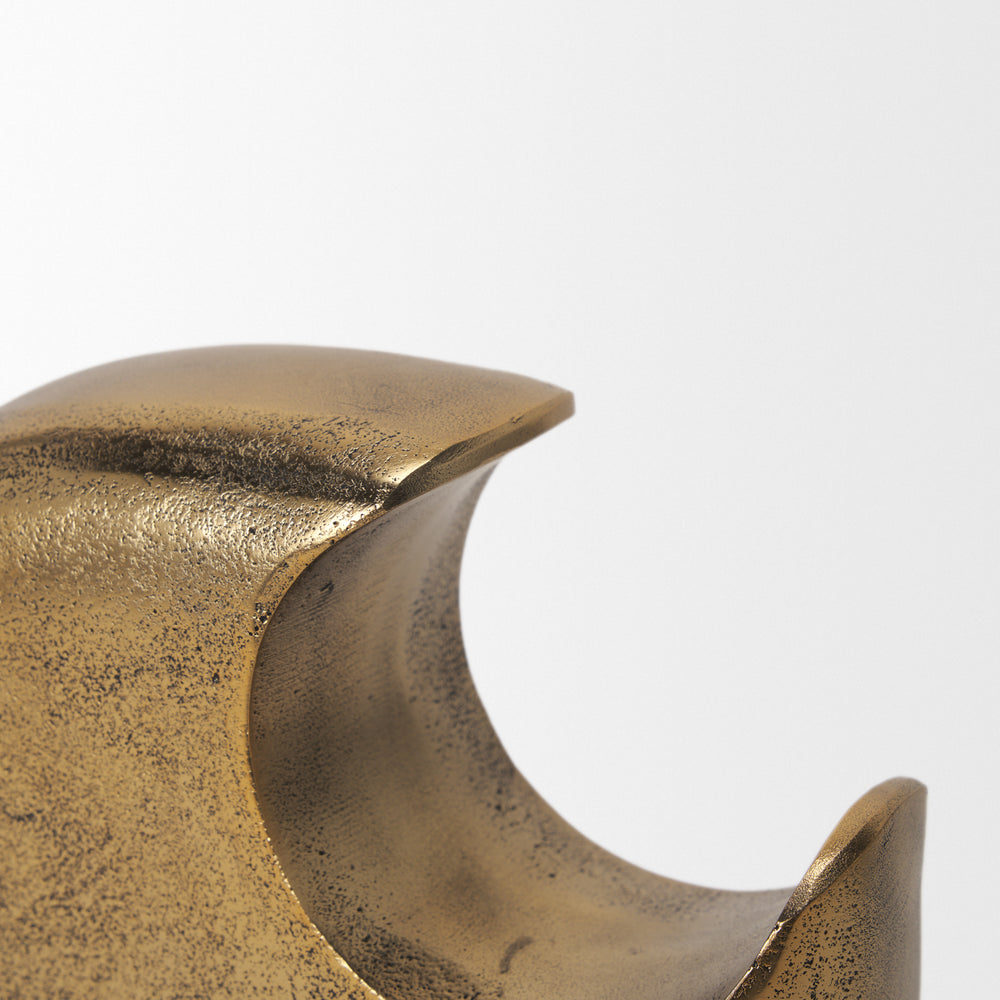 Renni Sculpture