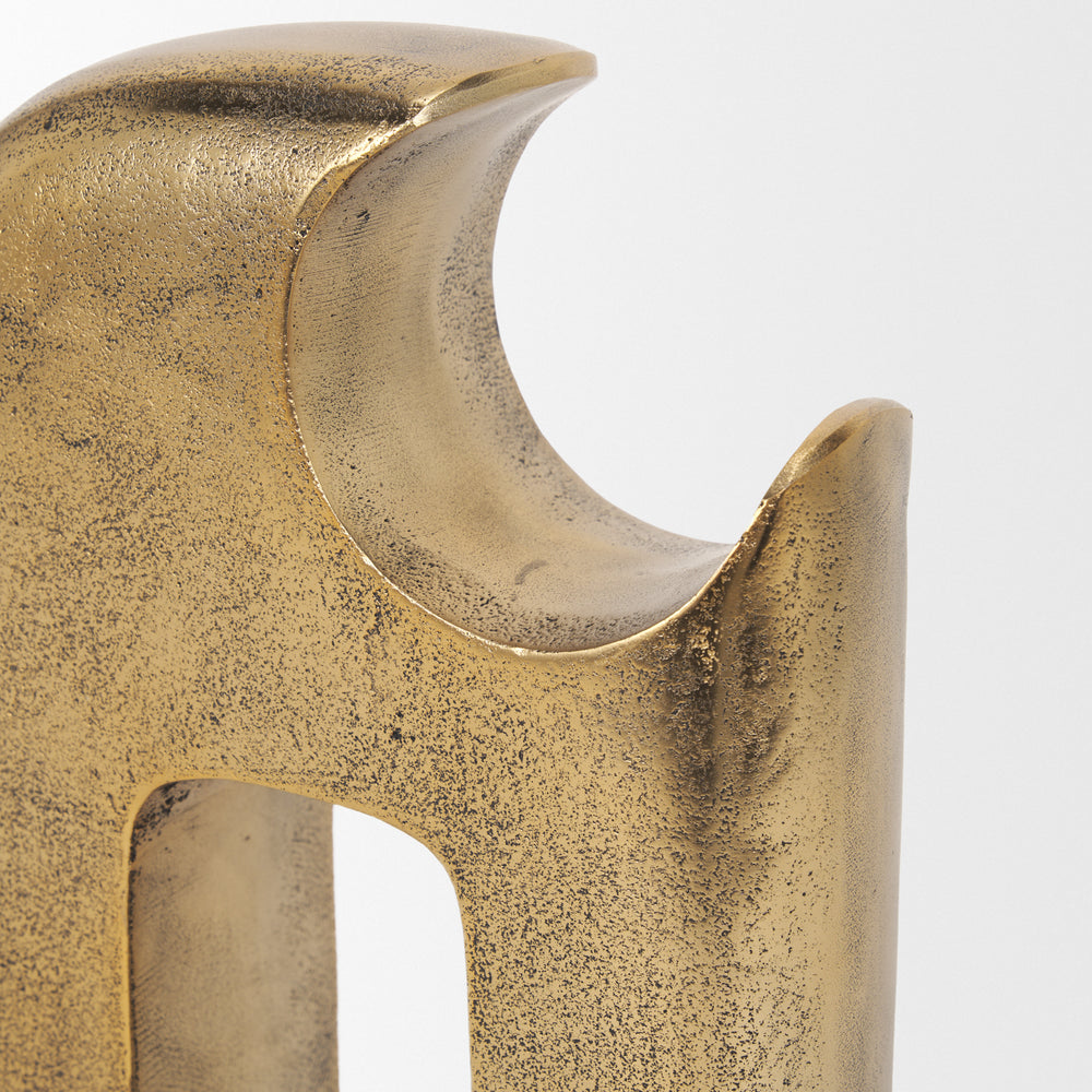 Renni Sculpture