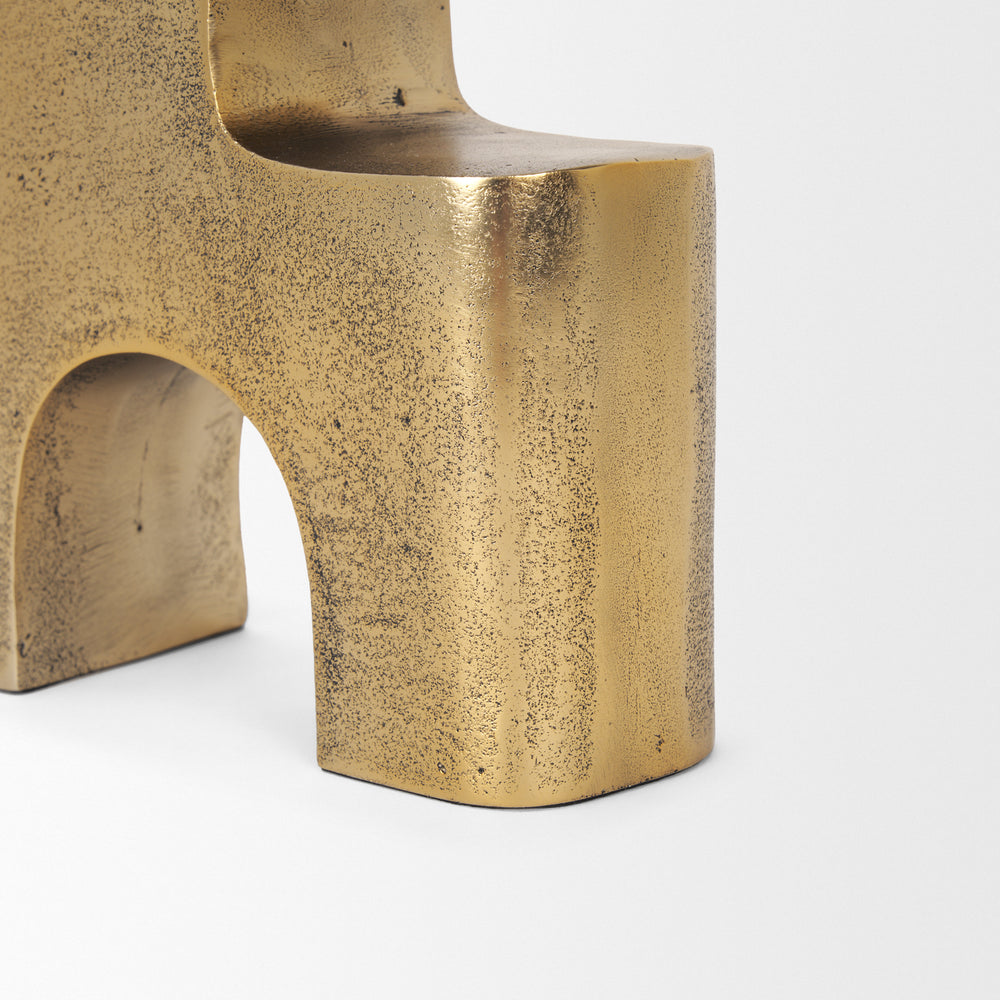 Renni Sculpture