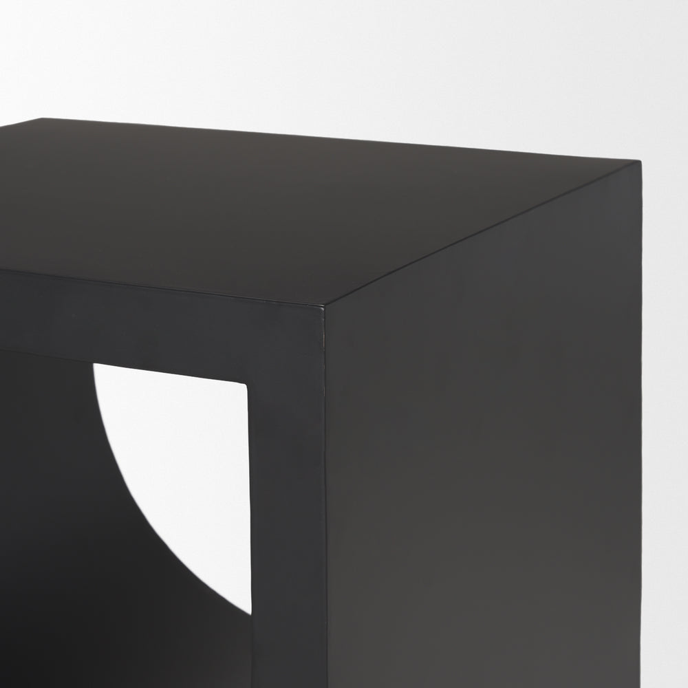 Sobi Side Table