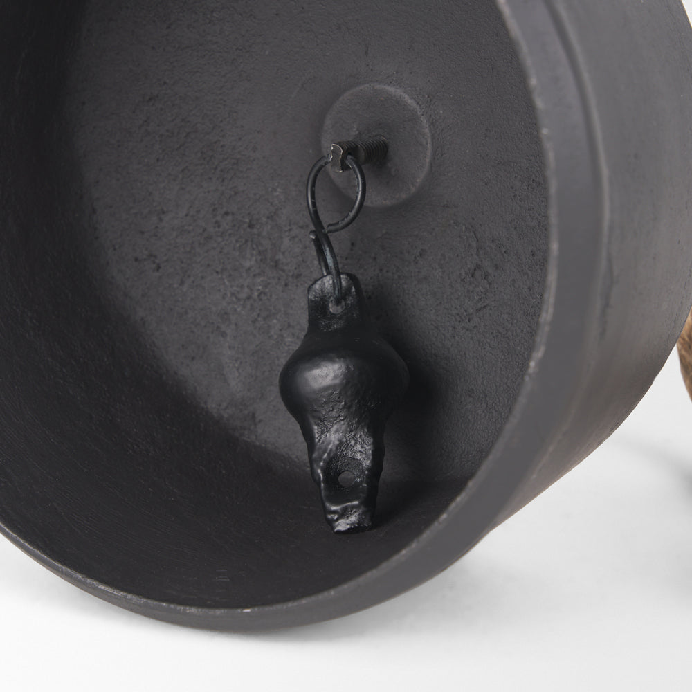 Quincy Black Bell Object