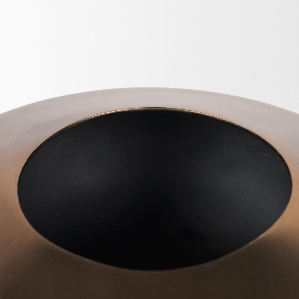 Quiana Decorative Vase