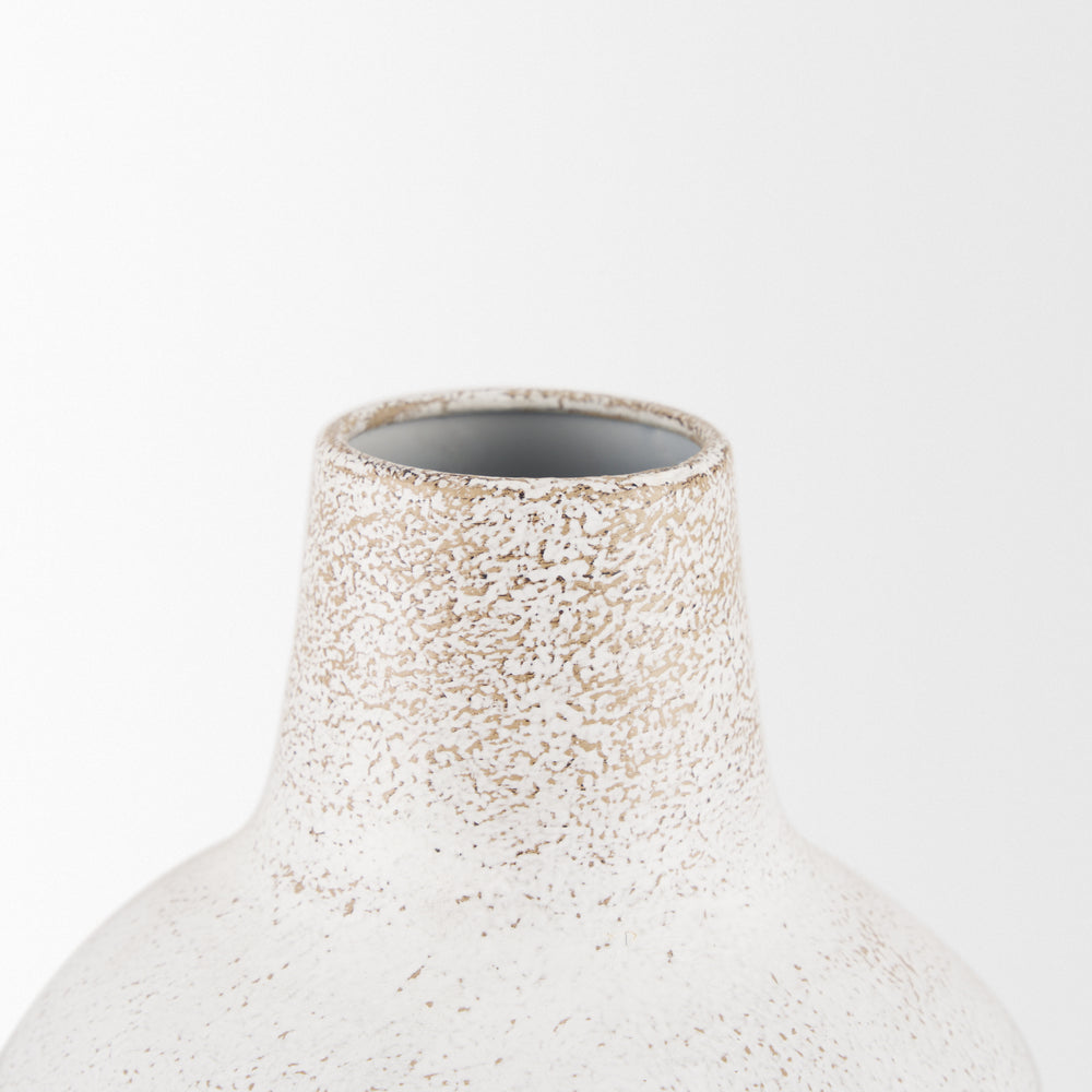 Tisha Vase