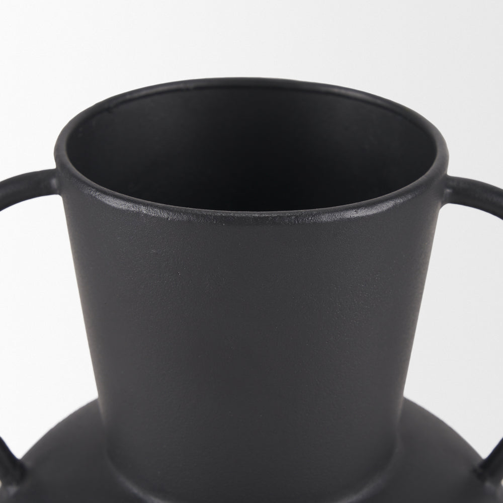 Tasya Vase
