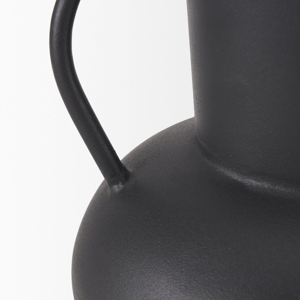 Tasya Vase