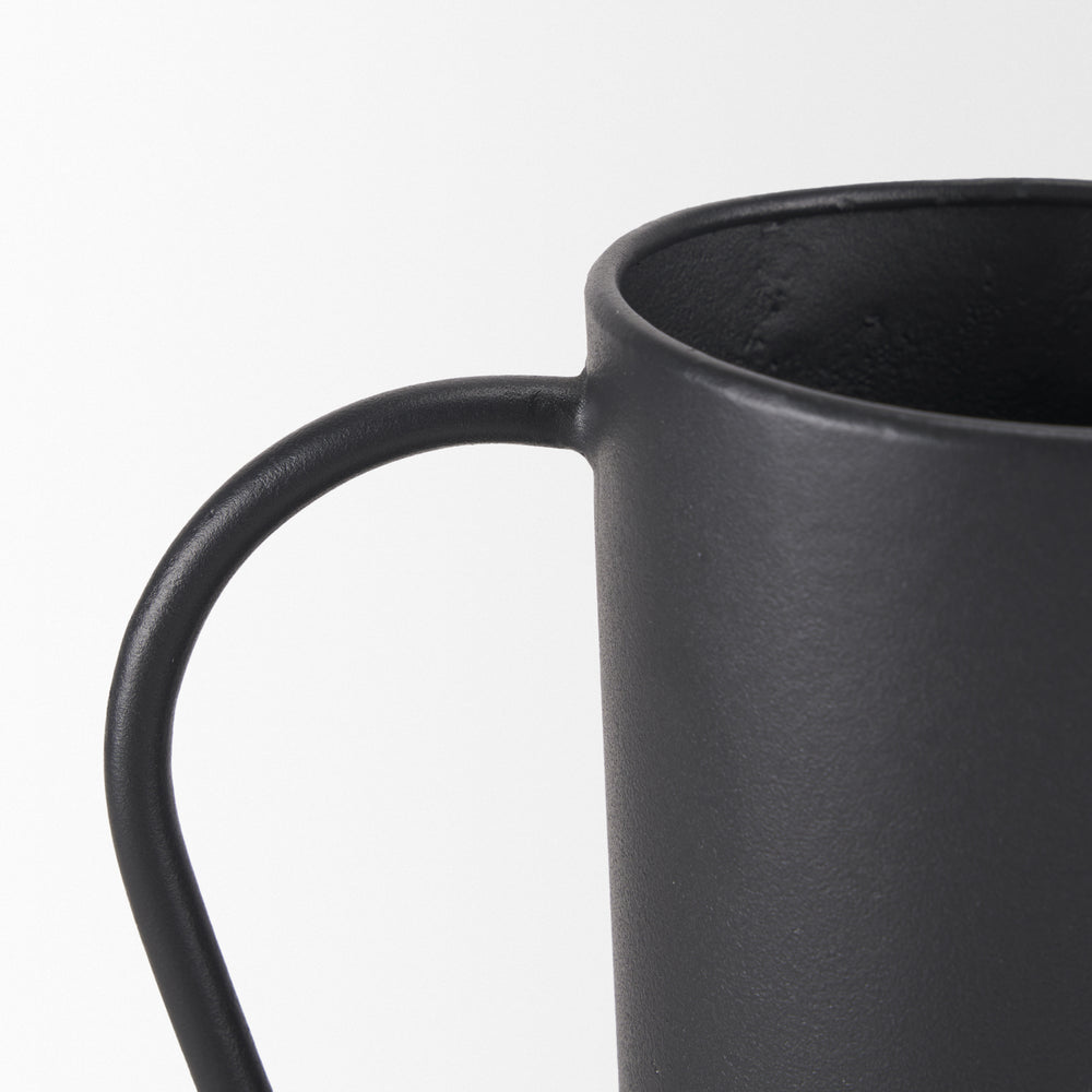 Tasya Vase