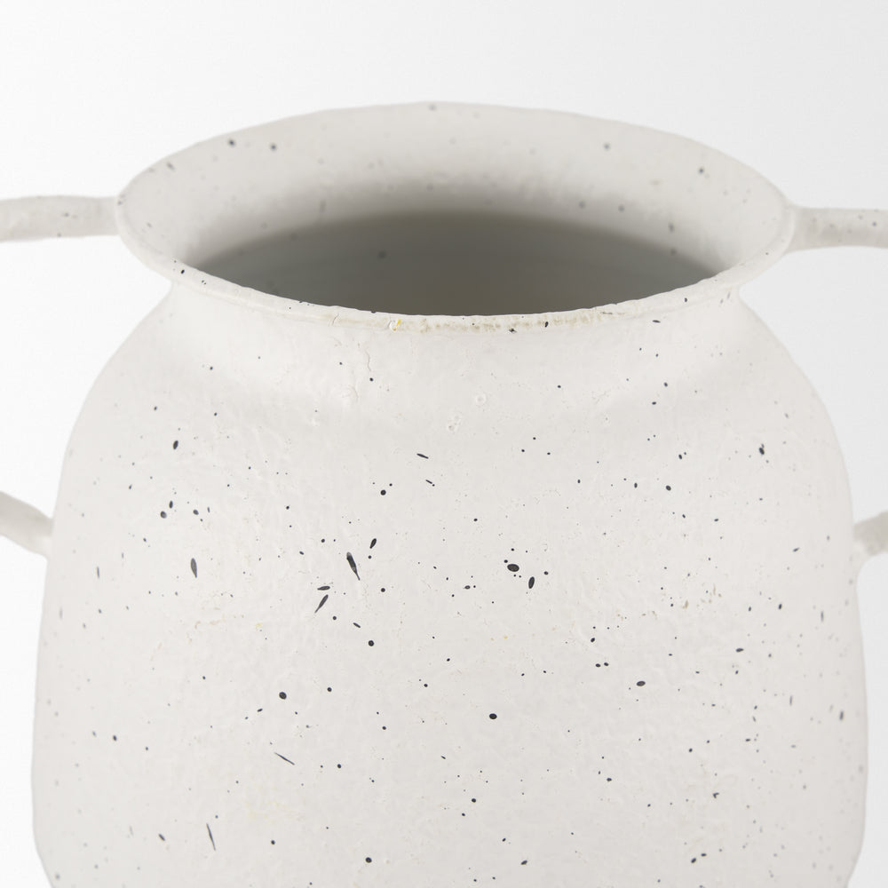 Treva Vase