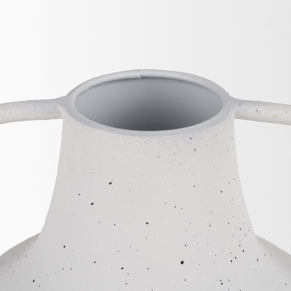 Treva Vase