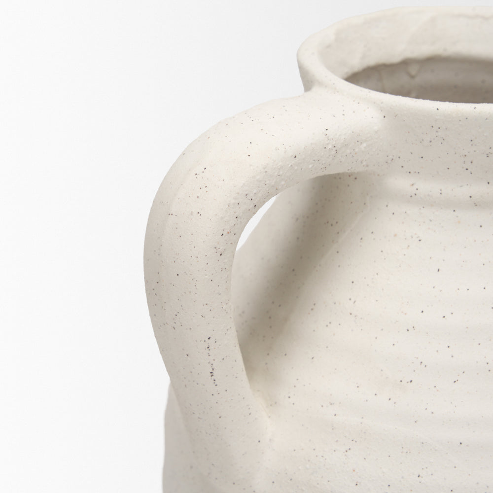 Tyrus Vase