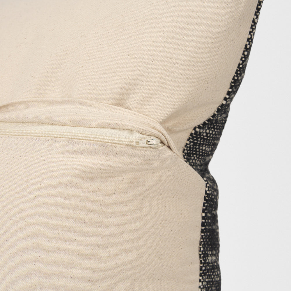 Jalia Pillow Cover