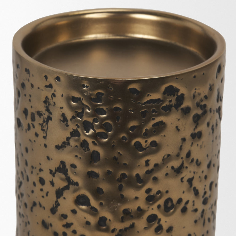 Akira Gold Candle Holder