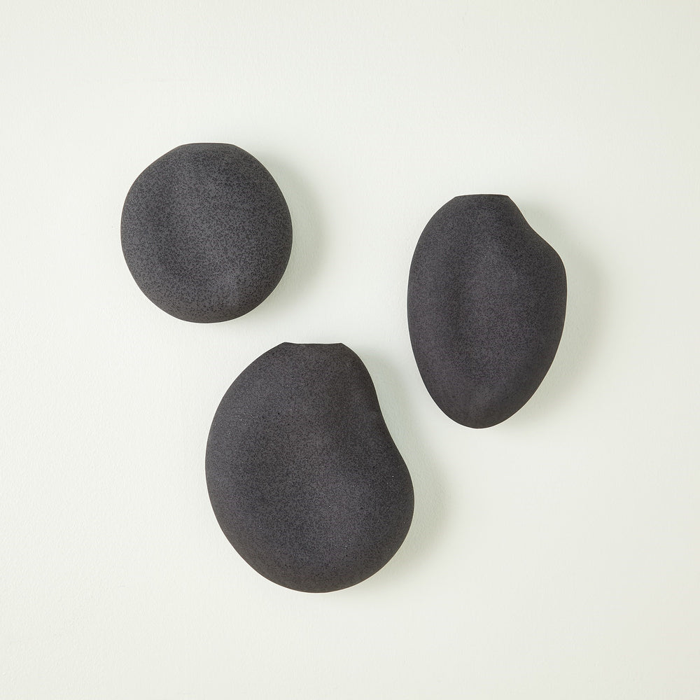 S / 3 Vases muraux de galets
