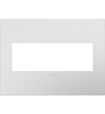 Legrand Canada - Three-Gang Screwless Wall Plate with Microban - Adorne - Powder White- Union Lighting Luminaires Decor