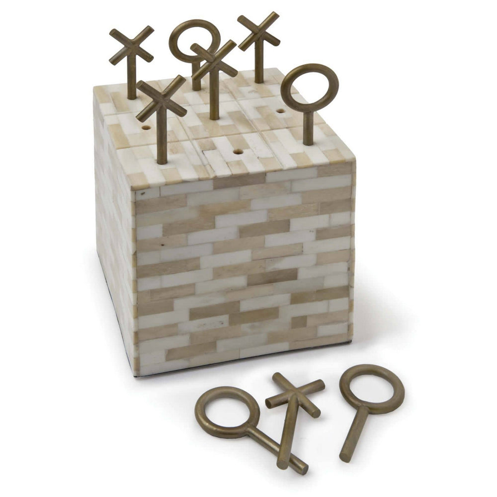 Regina Andrew Canada - Games - Tic Tac Toe - Natural- Union Lighting Luminaires Decor