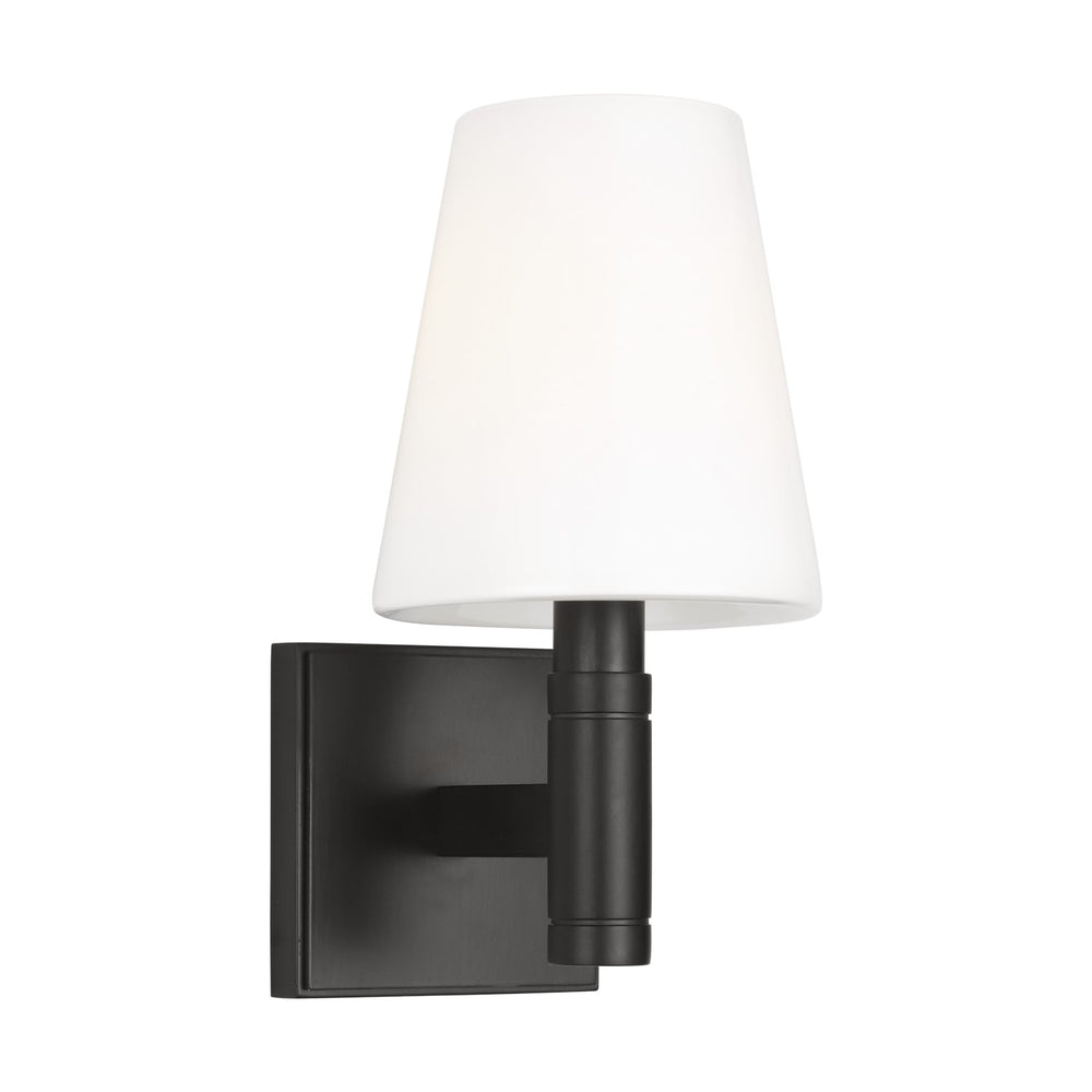 Visual Comfort Studio Canada - One Light Wall Sconce - Beckham Classic - Aged Iron- Union Lighting Luminaires Decor