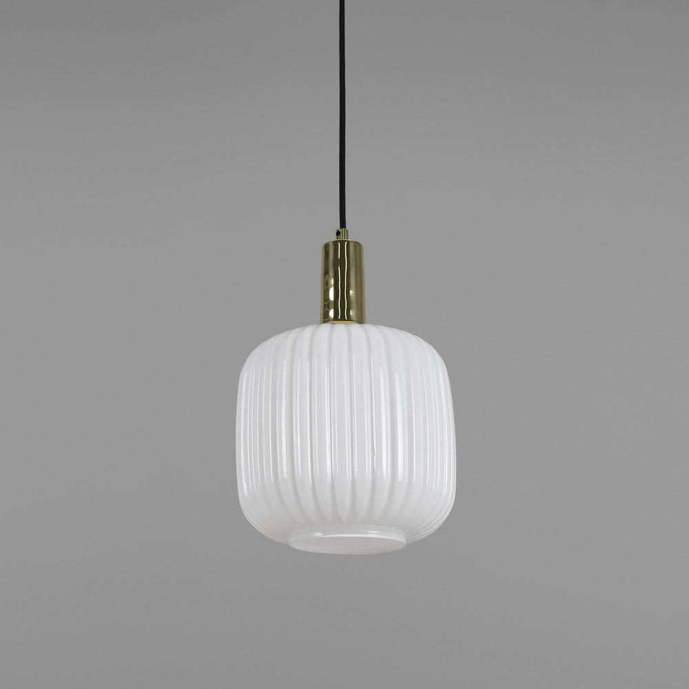 Mullan Lighting - One Light Pendant - Nahla - Polished Brass- Union Lighting Luminaires Decor