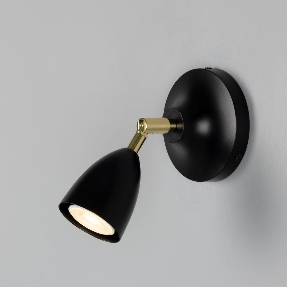 Mullan Lighting - One Light Wall Sconce - Lainio - Polished Brass / Matte Black Shade & Wall Plate- Union Lighting Luminaires Decor