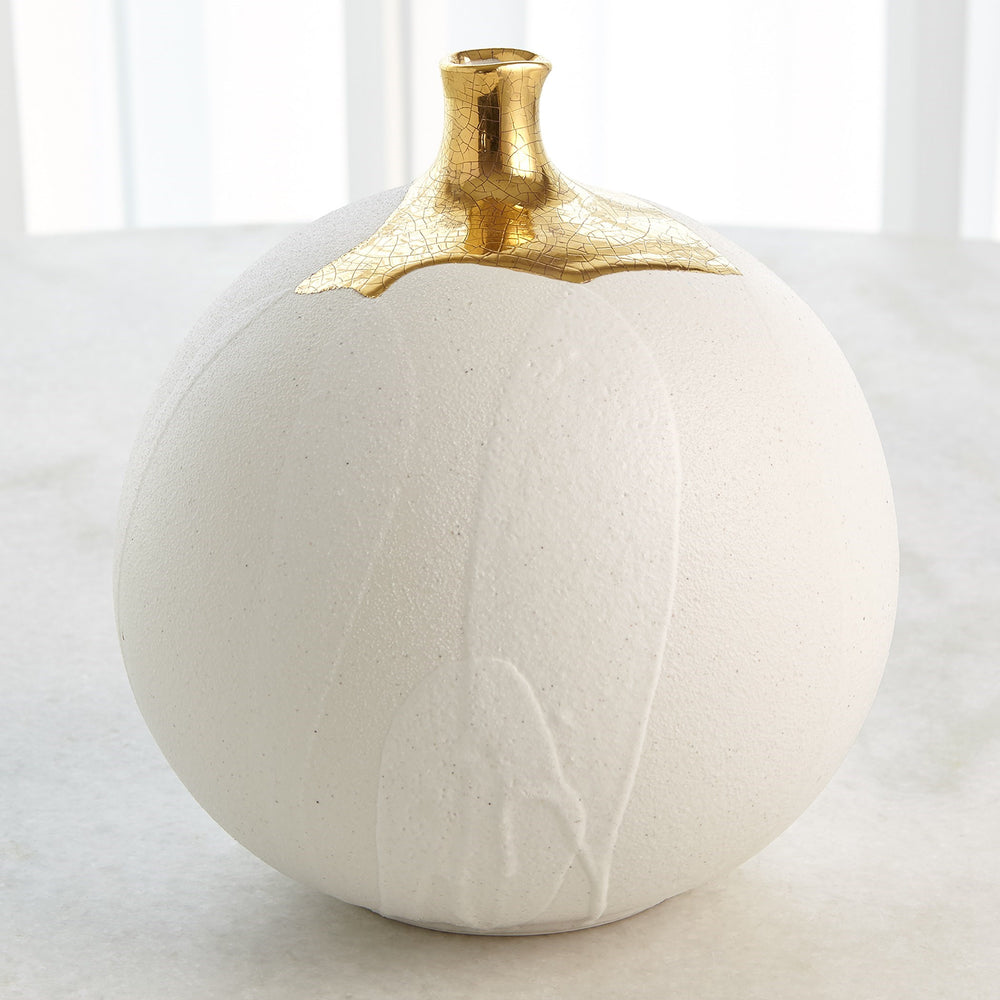 Vases dorées trempées