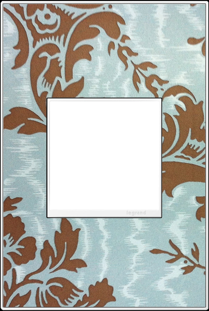 Legrand Canada - One-Gang Screwless Wall Plate Trim - Adorne - White- Union Lighting Luminaires Decor