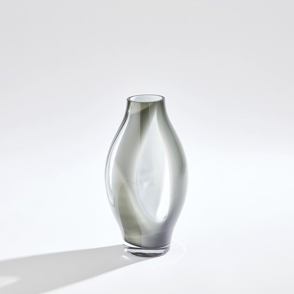Fly Through Vases