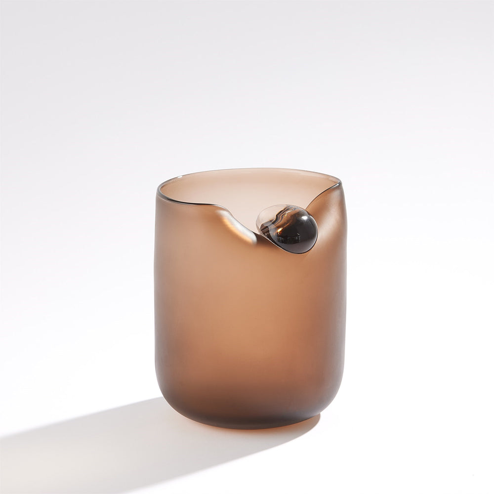 Poise Vases