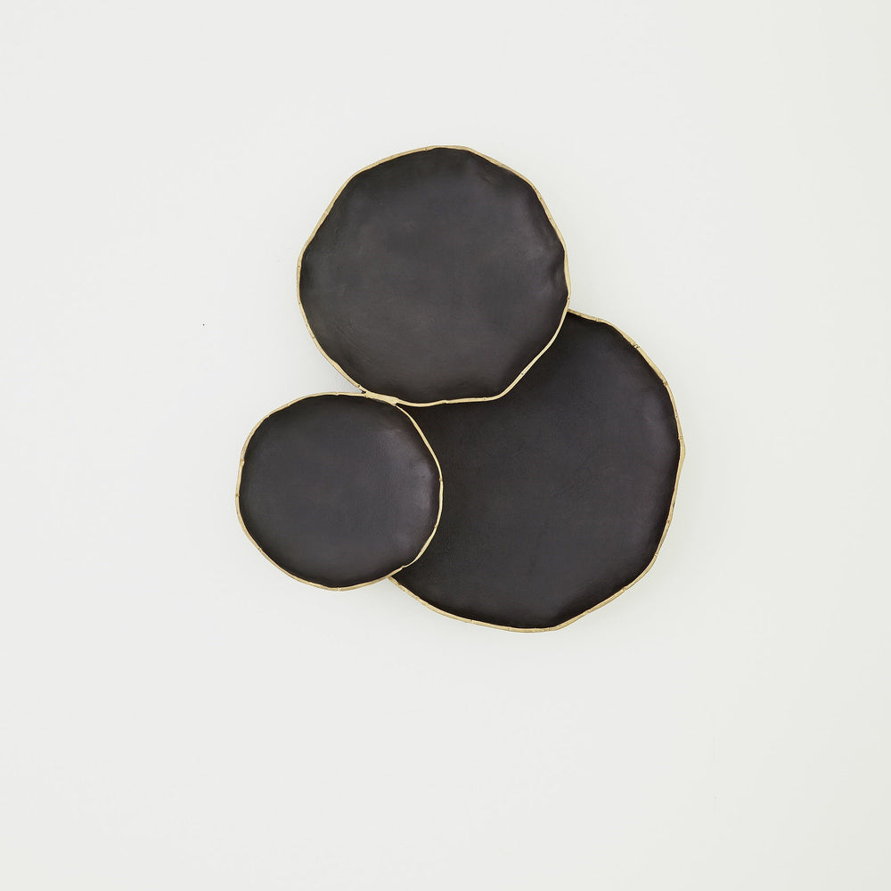 Tipped Edge Wall Decor