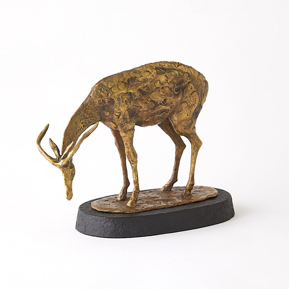 Nara Bowing Deer