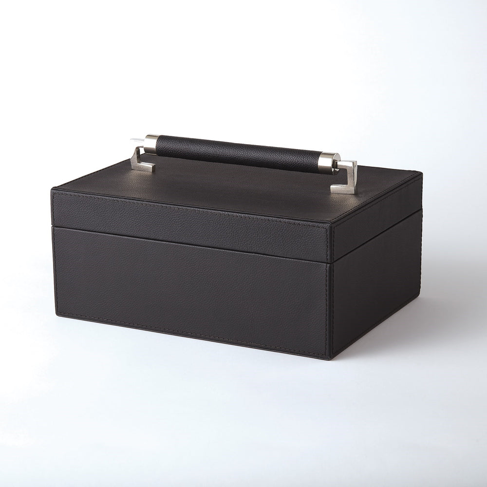 Boîtes à poignée en cuir enveloppées
