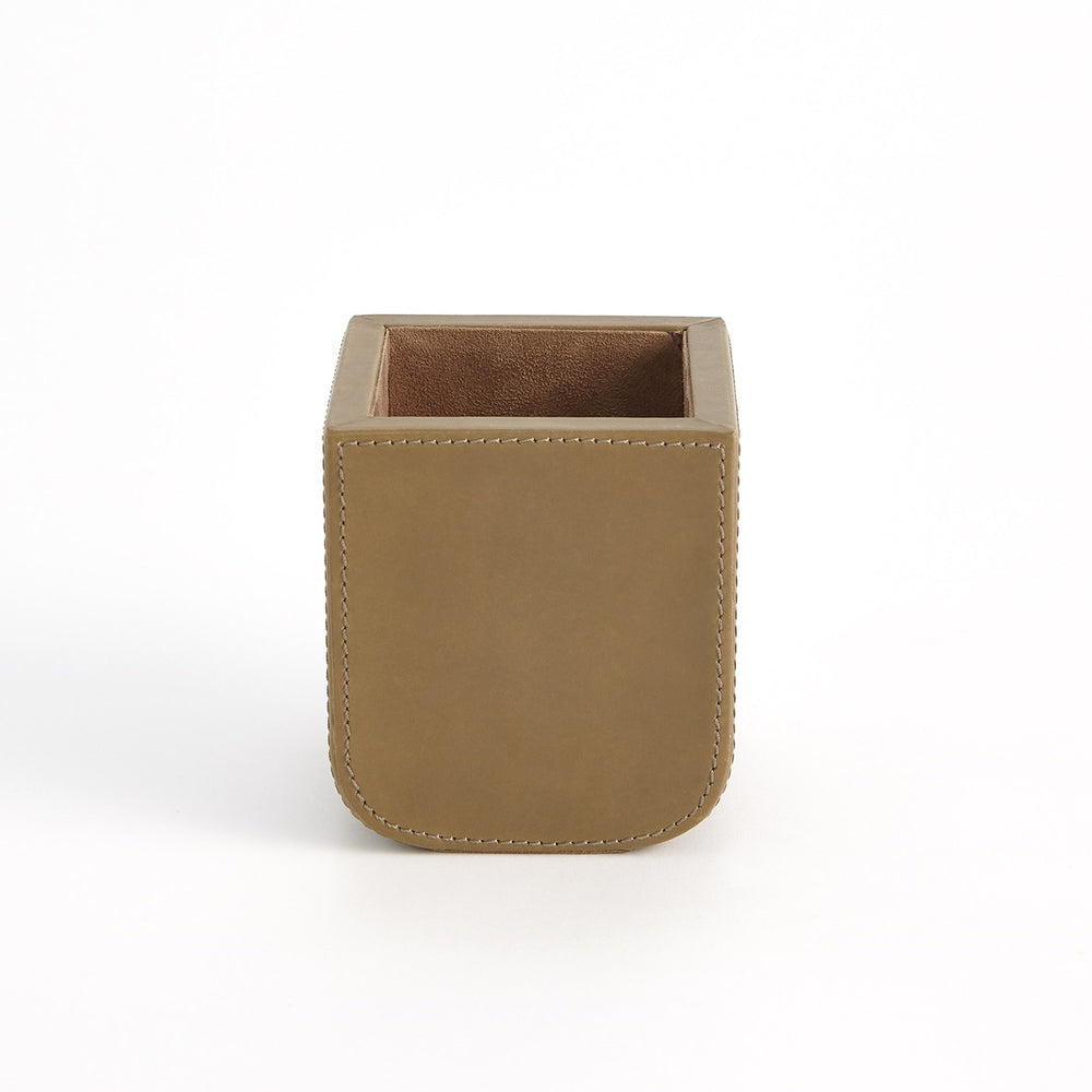 Radius Edge Leather Pencil Cup