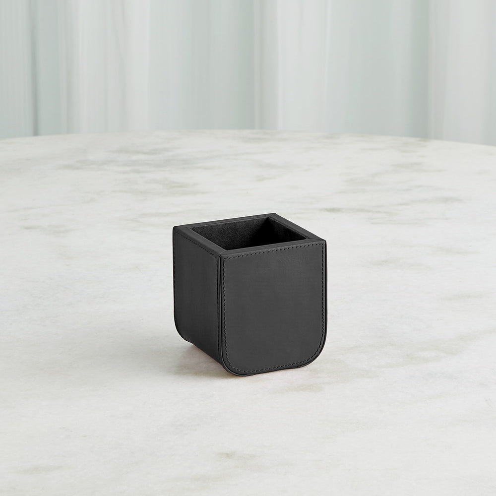 Radius Edge Leather Pencil Cup